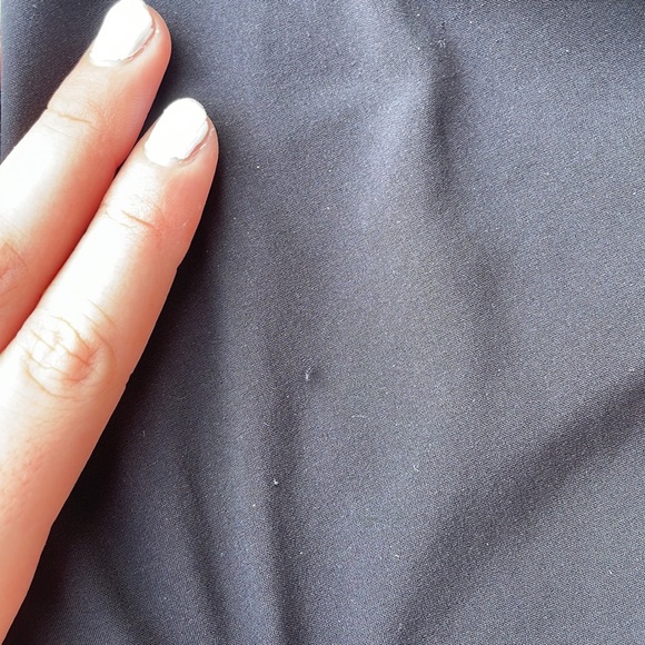 Lululemon Hotty hot shorts 4” - Picture 4 of 5